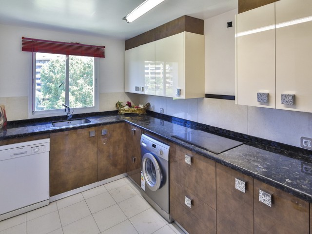 3 Sovrums Lägenhet i Guadalmina Alta