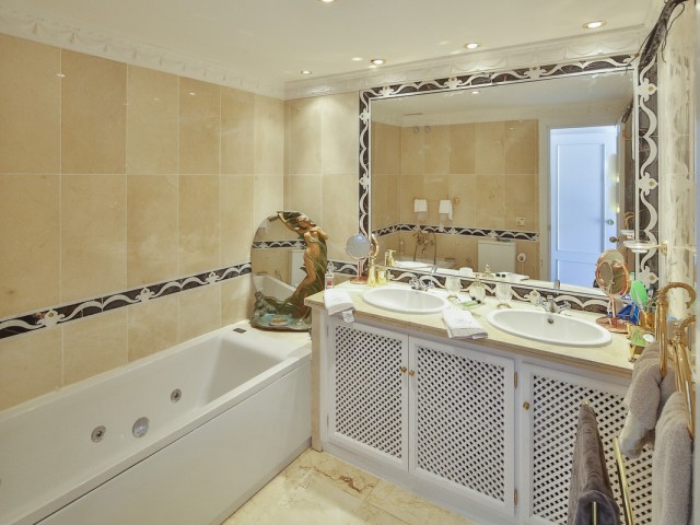 3 Sovrums Lägenhet i Guadalmina Alta