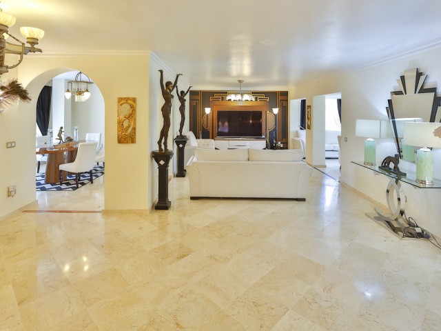 3 Sovrums Lägenhet i Guadalmina Alta