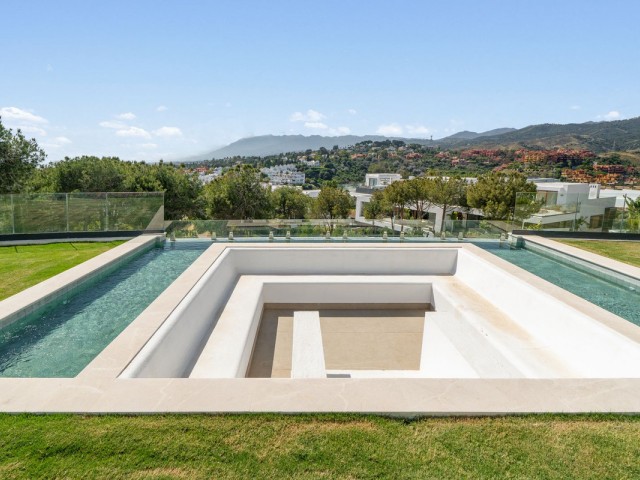 3 Bedrooms Apartment in Marbella