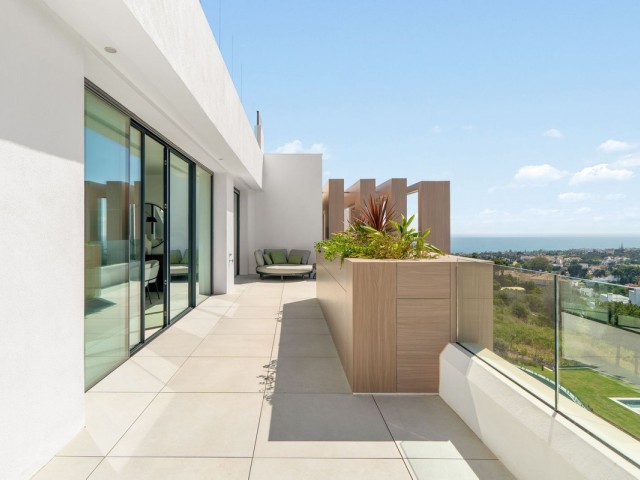 Apartamento con 3 Dormitorios  en Cabopino