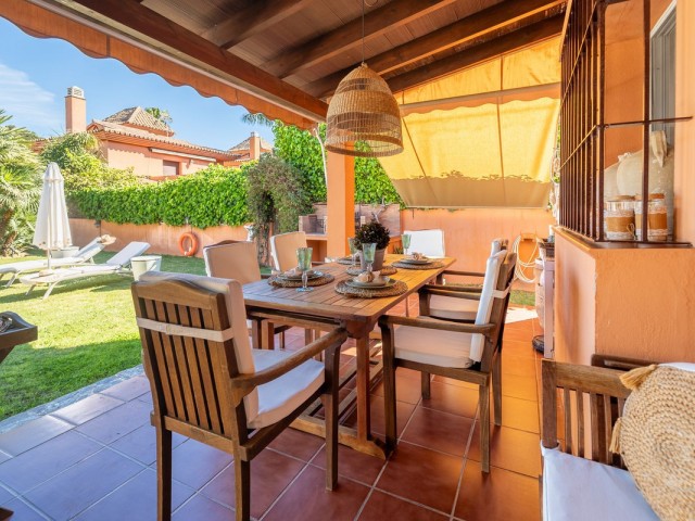 4 Bedrooms Villa in Mijas Costa