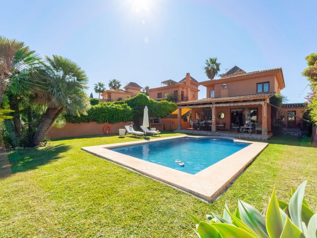 Villa, Mijas Costa, R5353693