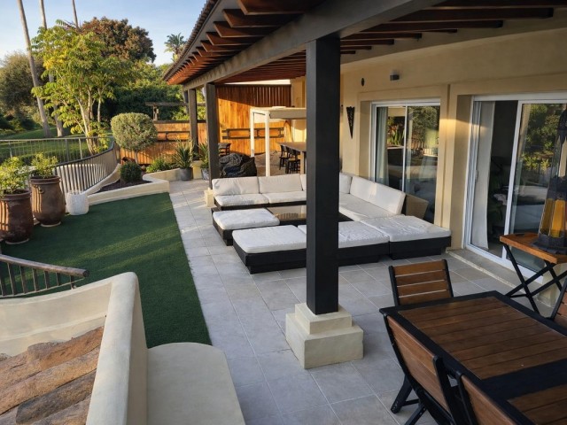 3 Makuuhuoneen Huoneisto San Roque Club