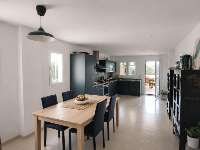 3 Makuuhuoneen Huoneisto San Roque Club