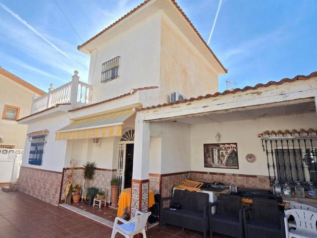 2 Sovrums Villa i Arroyo de la Miel