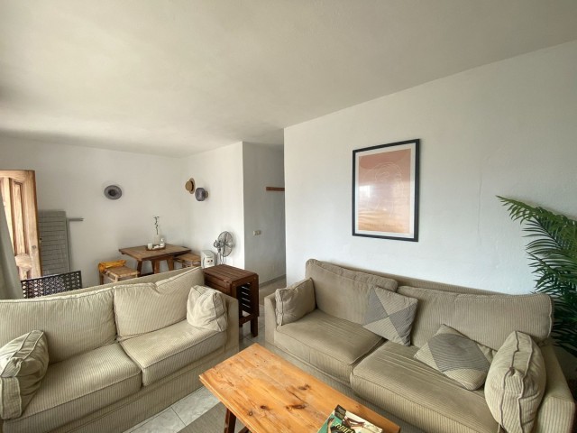 Villa, Costabella, R4244473