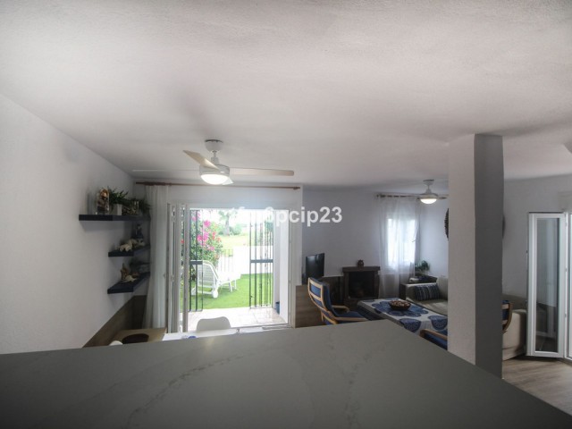 4 Makuuhuoneen Huvila Casares Playa