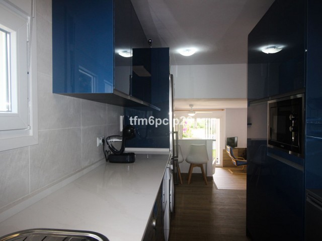 4 Makuuhuoneen Huvila Casares Playa