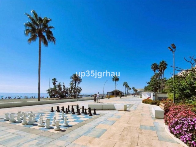 2 Schlafzimmer Apartment in Estepona