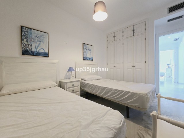 2 Schlafzimmer Apartment in Estepona