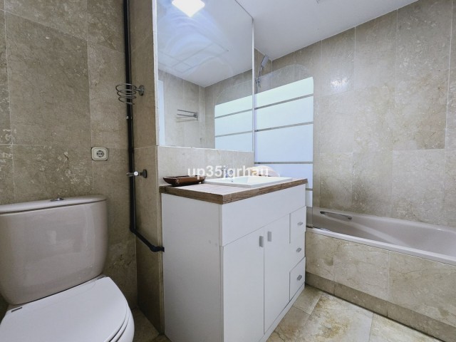 2 Schlafzimmer Apartment in Estepona