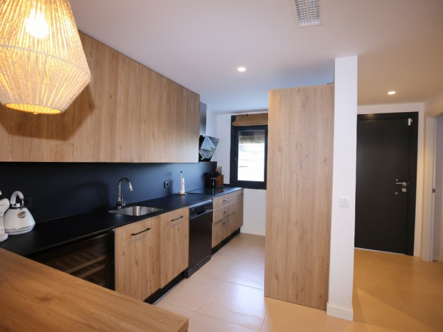 Maison mitoyenne avec 3 Chambres  à Estepona