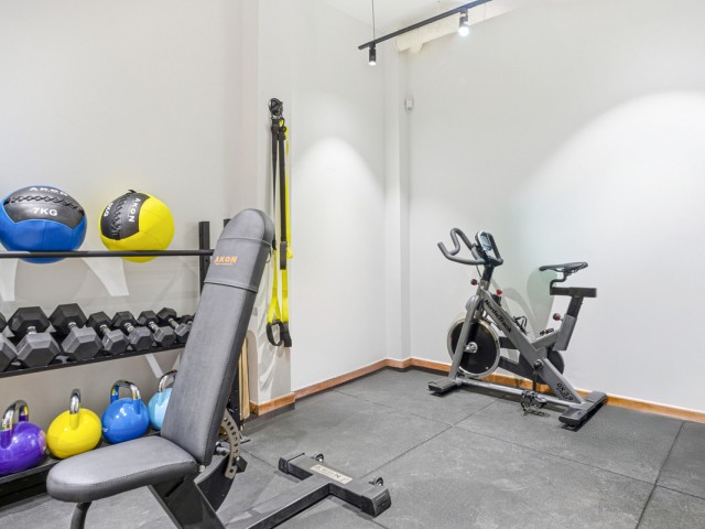 Maison mitoyenne avec 3 Chambres  à Estepona