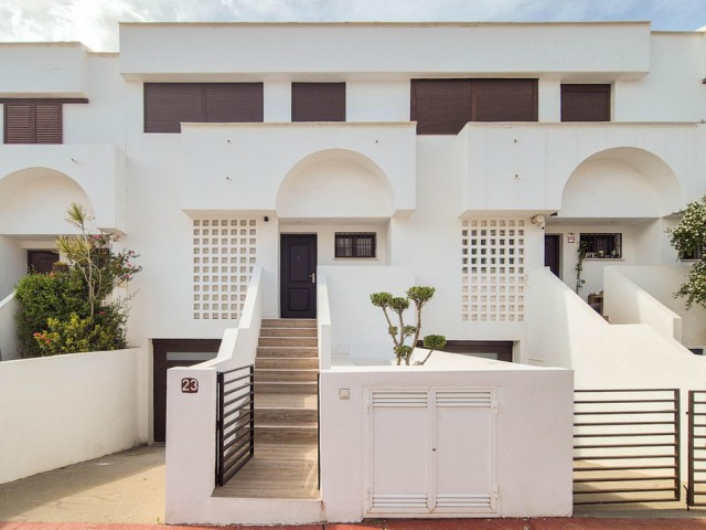 5 Bedrooms Townhouse in La Cala de Mijas