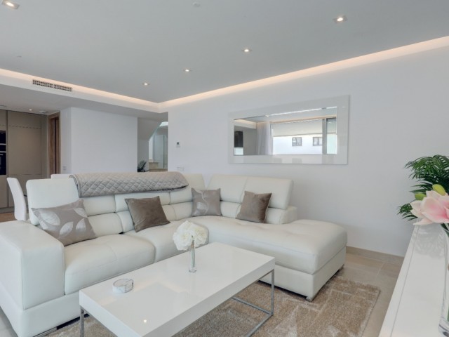 Penthouse in Nueva Andalucía