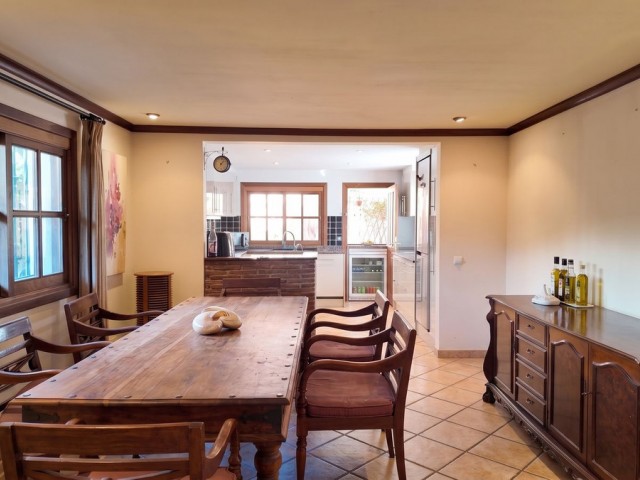 3 Schlafzimmer Villa in Estepona