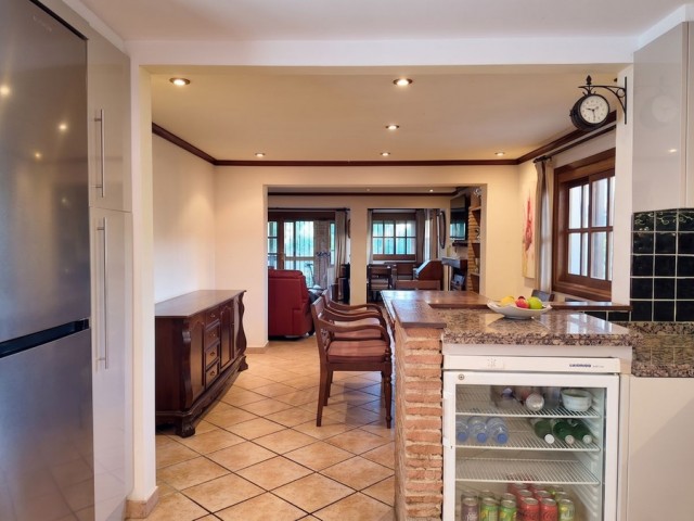 3 Schlafzimmer Villa in Estepona