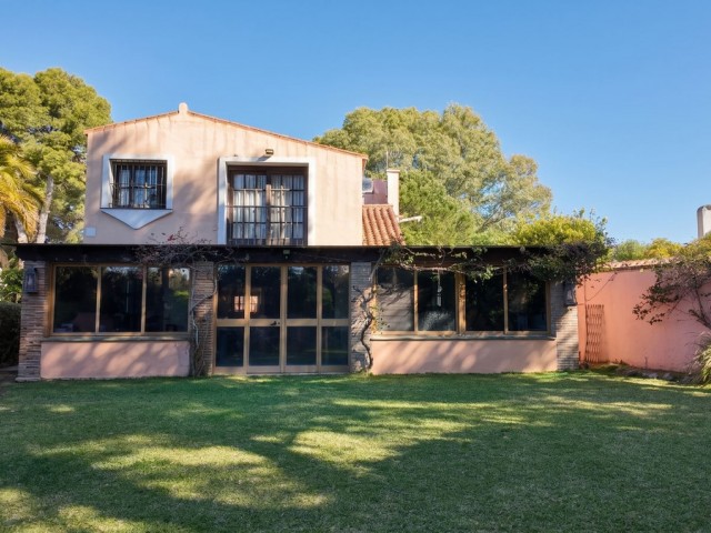 3 Schlafzimmer Villa in Estepona