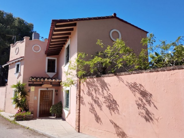 3 Schlafzimmer Villa in Estepona