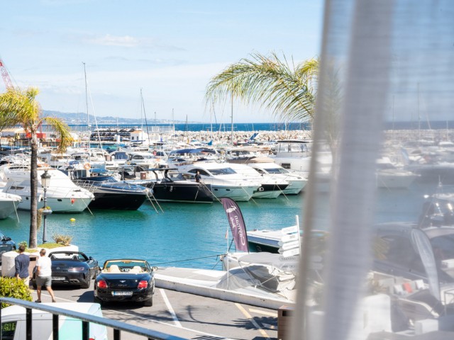 2 Makuuhuoneen Huoneisto Puerto Banús