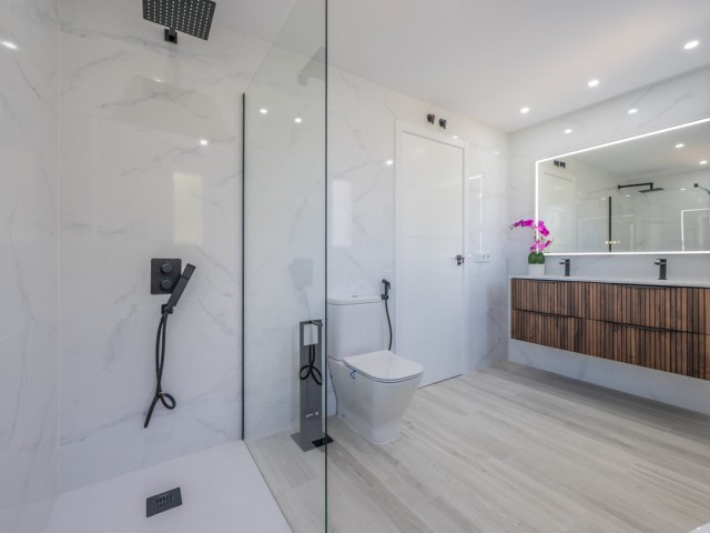 3 Makuuhuoneen Huoneisto Benahavís