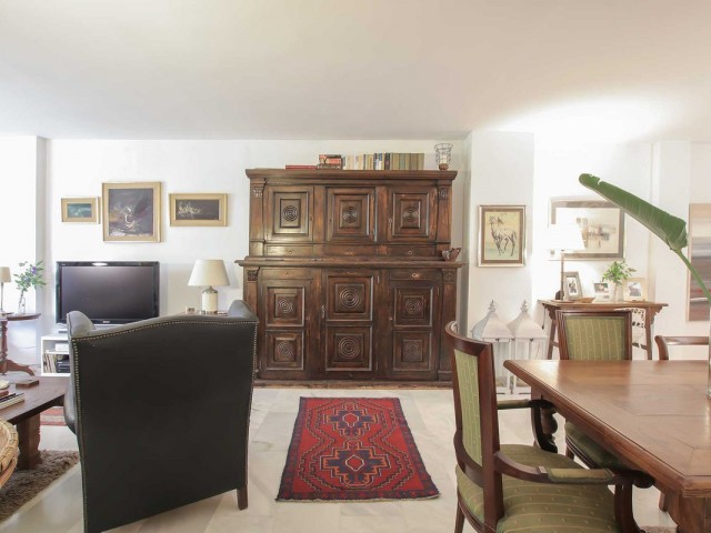 2 Bedrooms Apartment in The Golden Mile