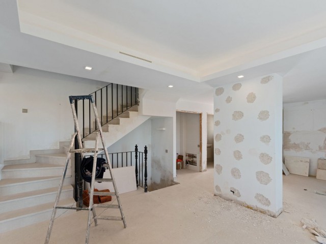 4 Makuuhuoneen Rivitalo Benahavís