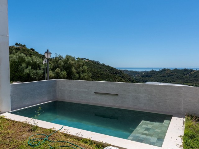 4 Makuuhuoneen Rivitalo Benahavís