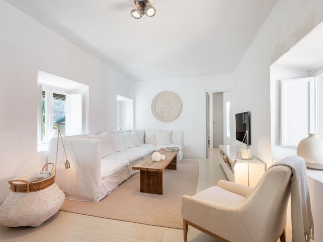 2 Bedrooms Apartment in Marbella