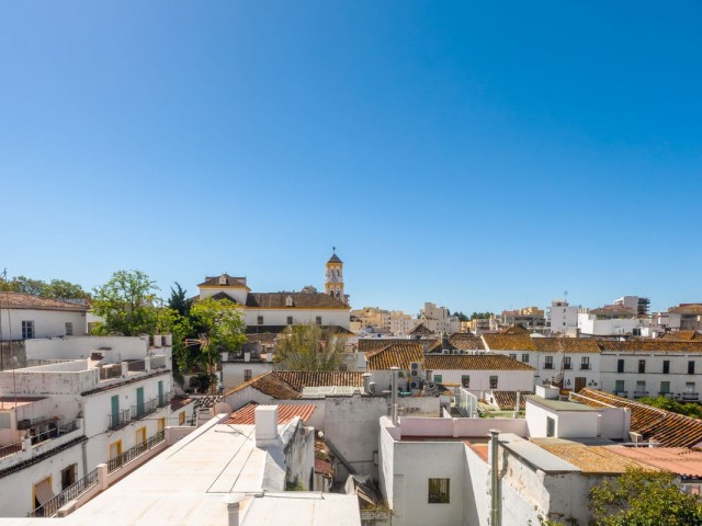 2 Bedrooms Apartment in Marbella