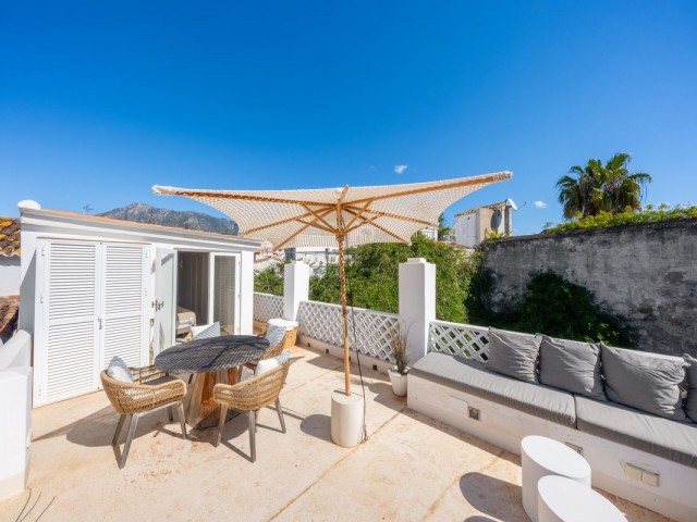 2 Bedrooms Apartment in Marbella