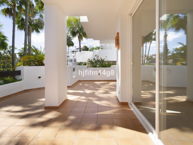 3 Soveroms Leilighet i Nueva Andalucía