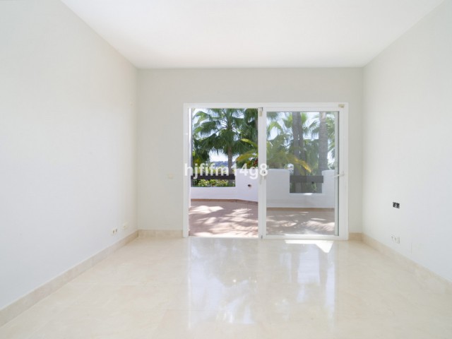 3 Soveroms Leilighet i Nueva Andalucía