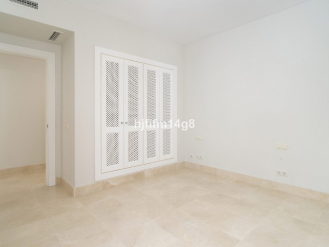 3 Soveroms Leilighet i Nueva Andalucía