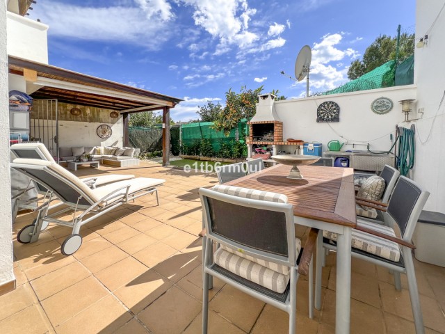 2 Bedrooms Apartment in Marbella