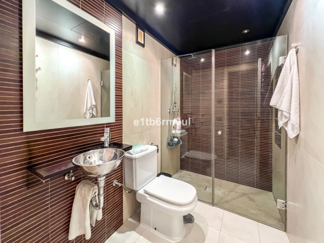 2 Bedrooms Apartment in Marbella