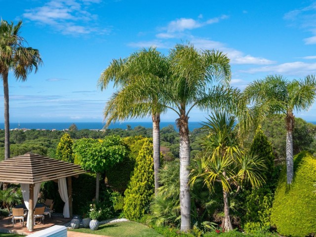 5 Makuuhuoneen Huvila Elviria