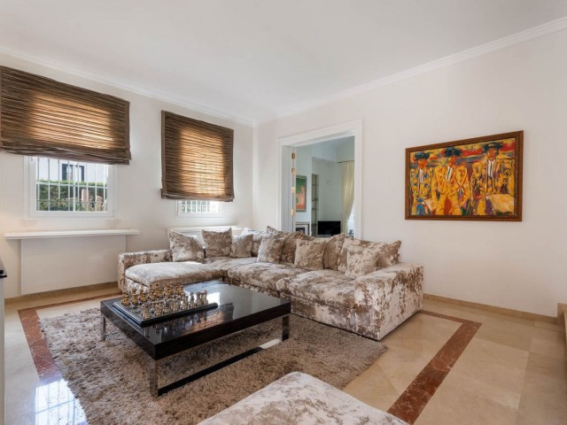 5 Schlafzimmer Villa in Elviria