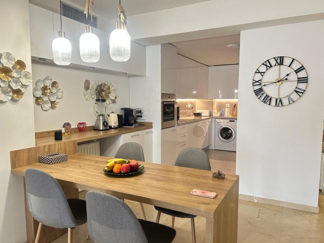 Takvåning i Guadalmina Alta