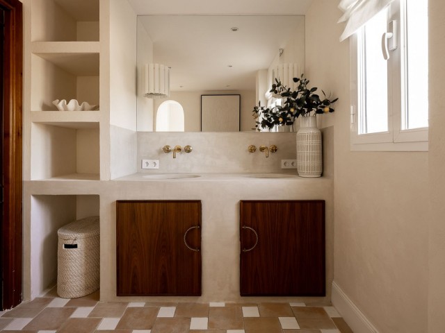 7 Slaapkamer Villa in El Rosario