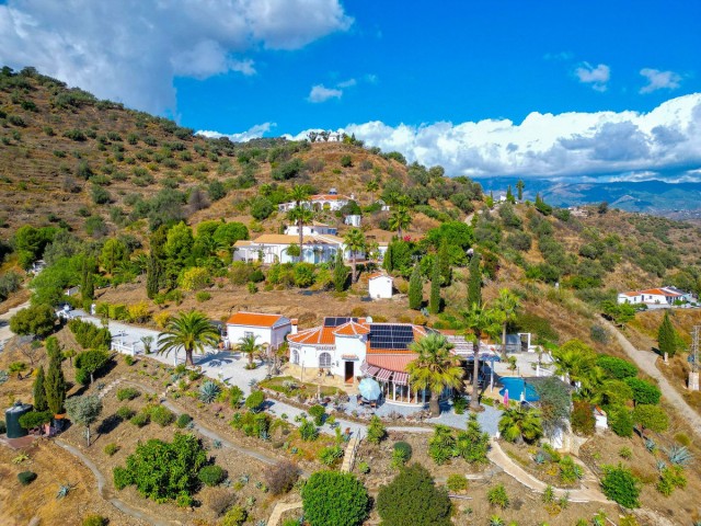3 Bedrooms Villa in Arenas