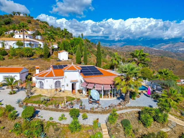 3 Bedrooms Villa in Arenas