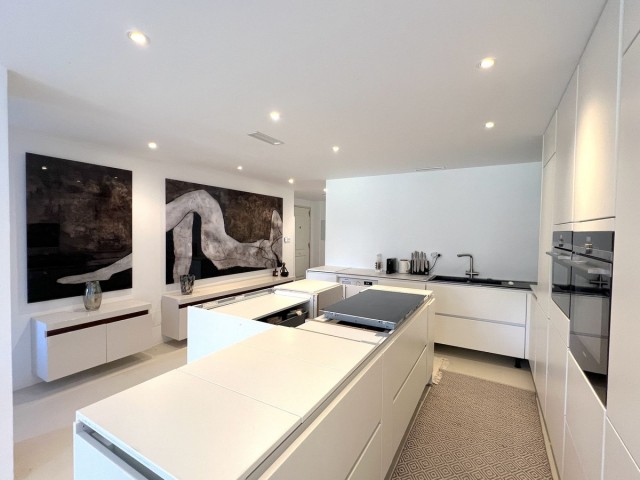 3 Schlafzimmer Apartment in Nueva Andalucía