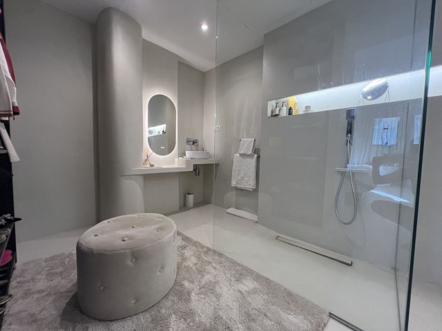 3 Schlafzimmer Apartment in Nueva Andalucía