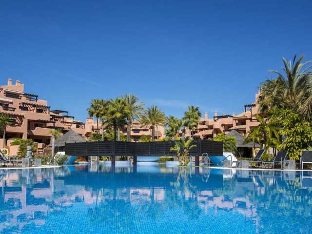 3 Makuuhuoneen Huoneisto Estepona