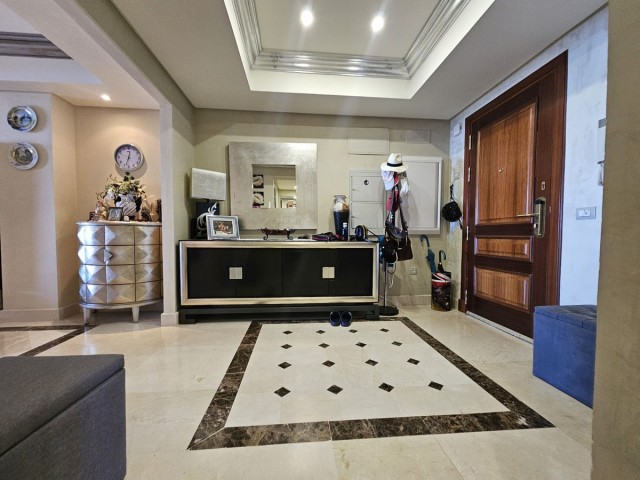 3 Makuuhuoneen Huoneisto Estepona