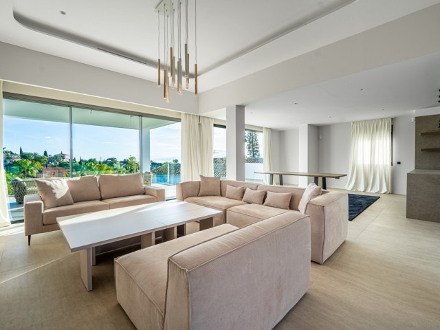 4 Slaapkamer Villa in El Rosario