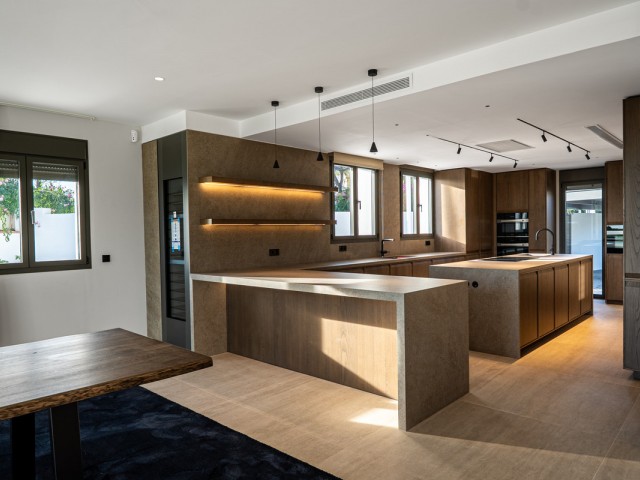 4 Slaapkamer Villa in El Rosario