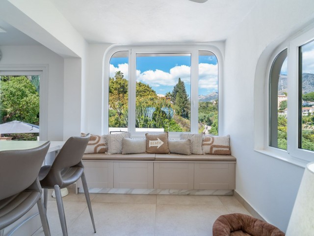 3 Makuuhuoneen Huvila Torreblanca